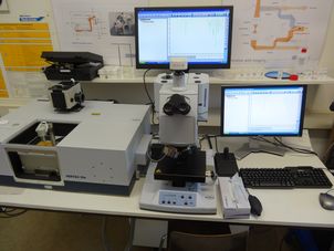 FTIR-Spektrometer und IR-Mikroskop
